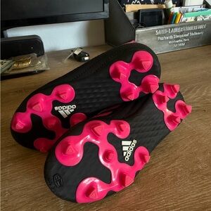 ADIDAS Soccer Cleats, 10.5K